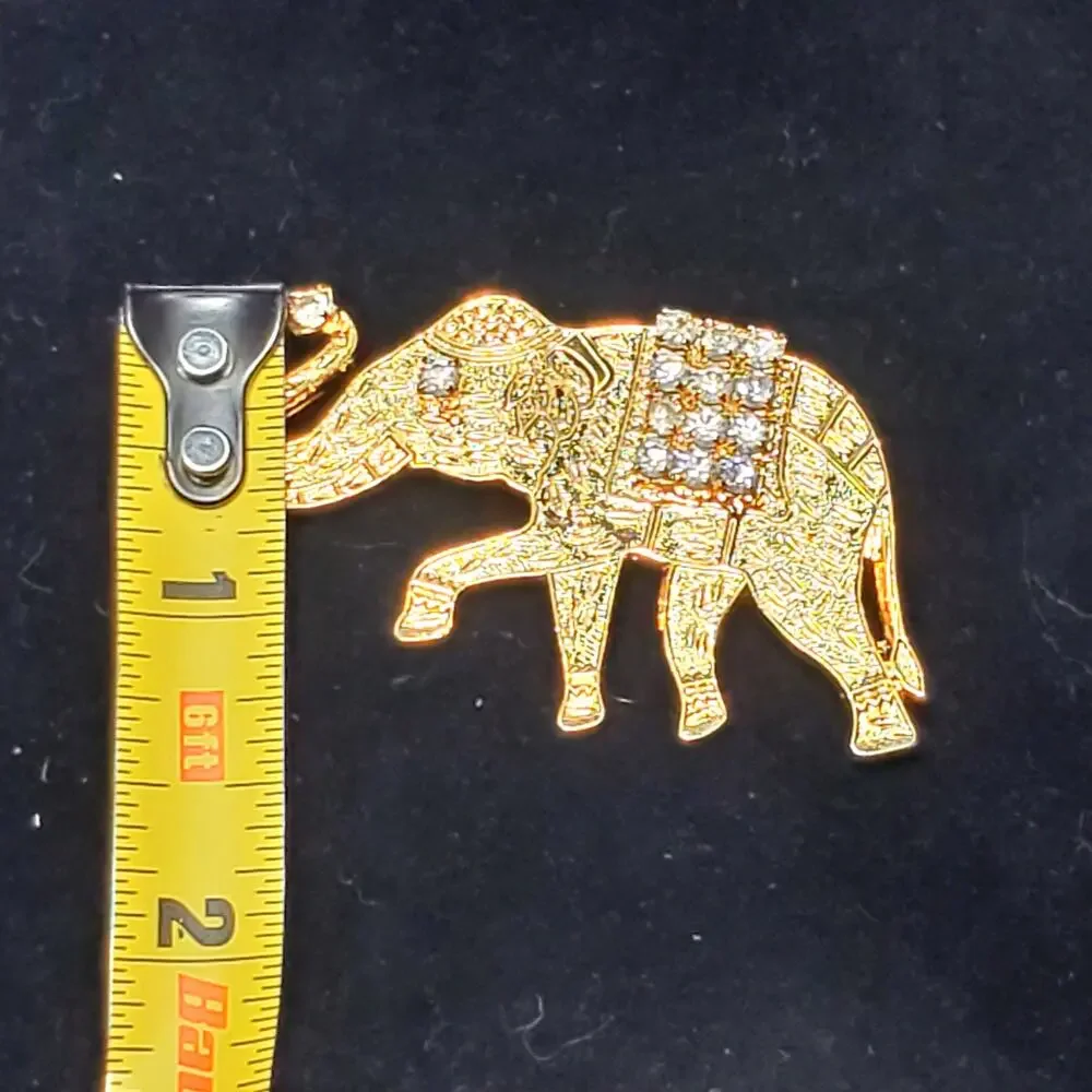 Elephant Trunk Up Clear Rhinestone Gold Tone Brooch Unsigned 1.5